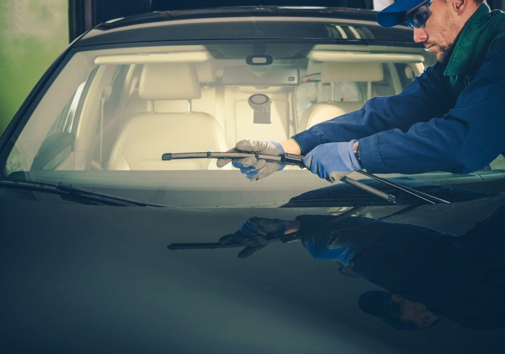 Windscreen Wiper Replacement